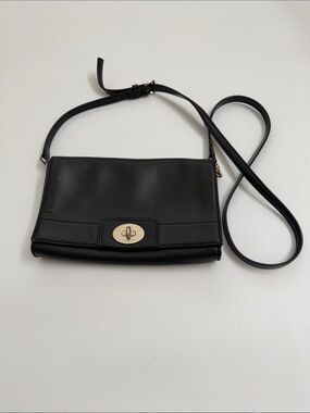 Kate Spade Black Leather Crossbody Wallet Clutch Turn Lock Gold Hardware